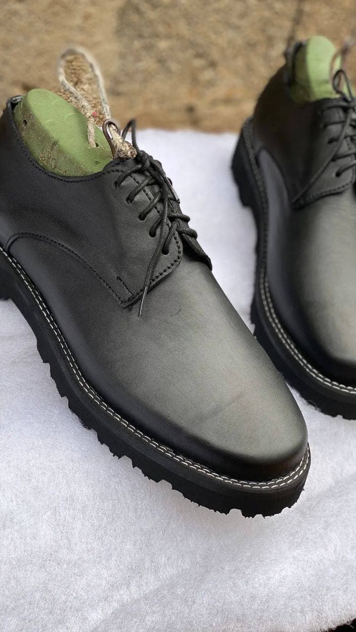 Shoe thumbnail 3