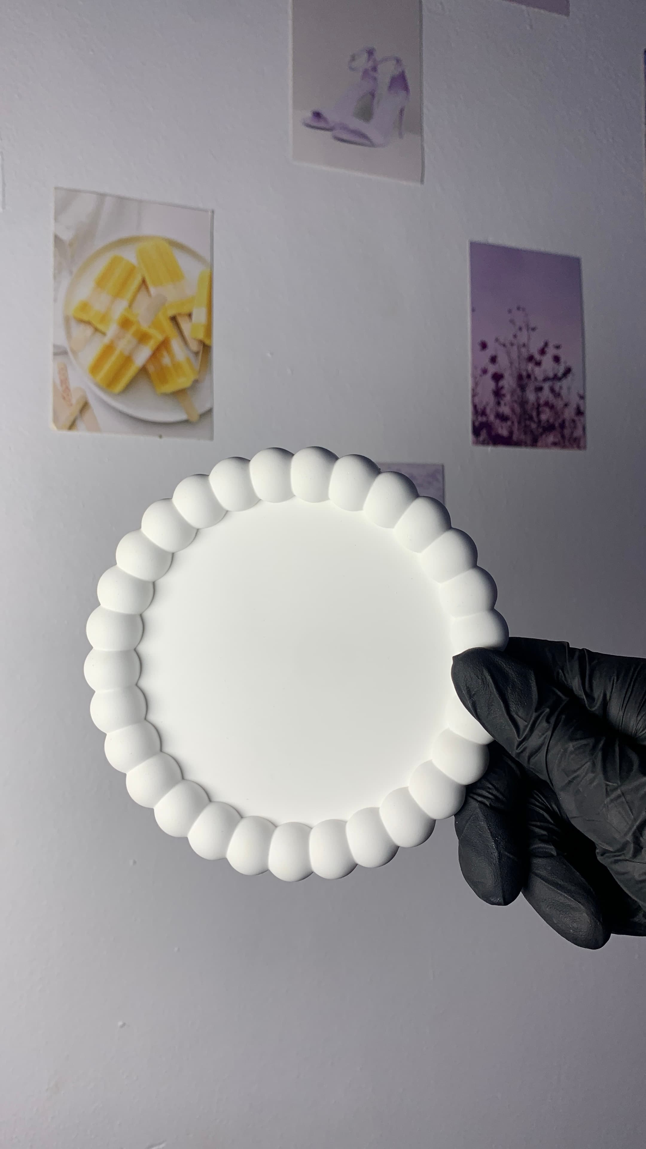 Wide bubble edge tray - Image 1